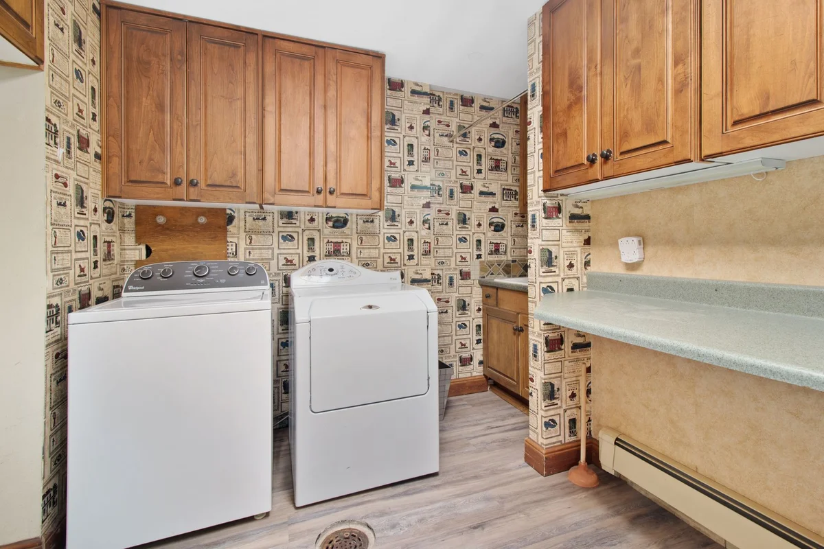 Property photo 9 of 40